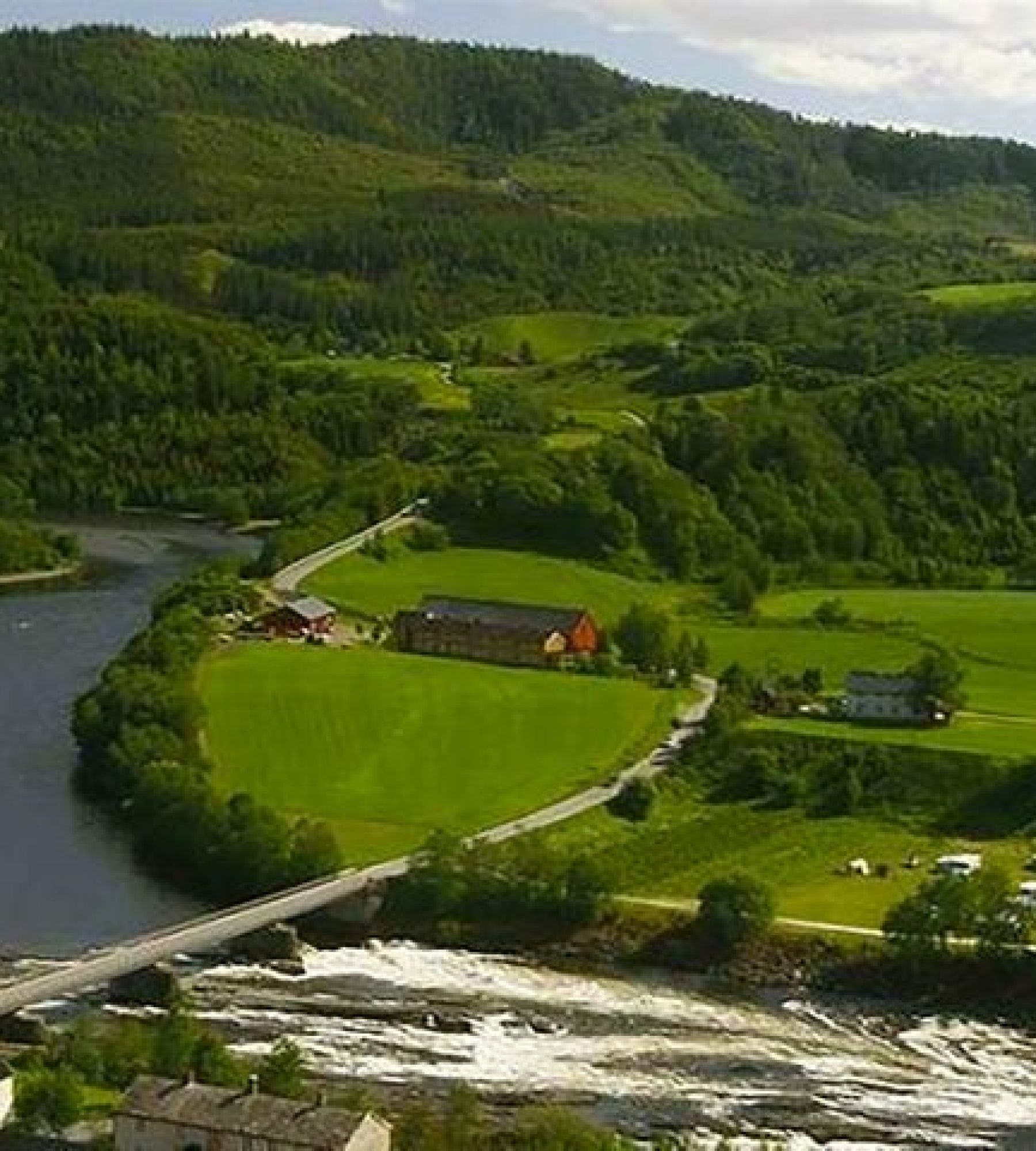 Østnes Camping — Camping in Vuku