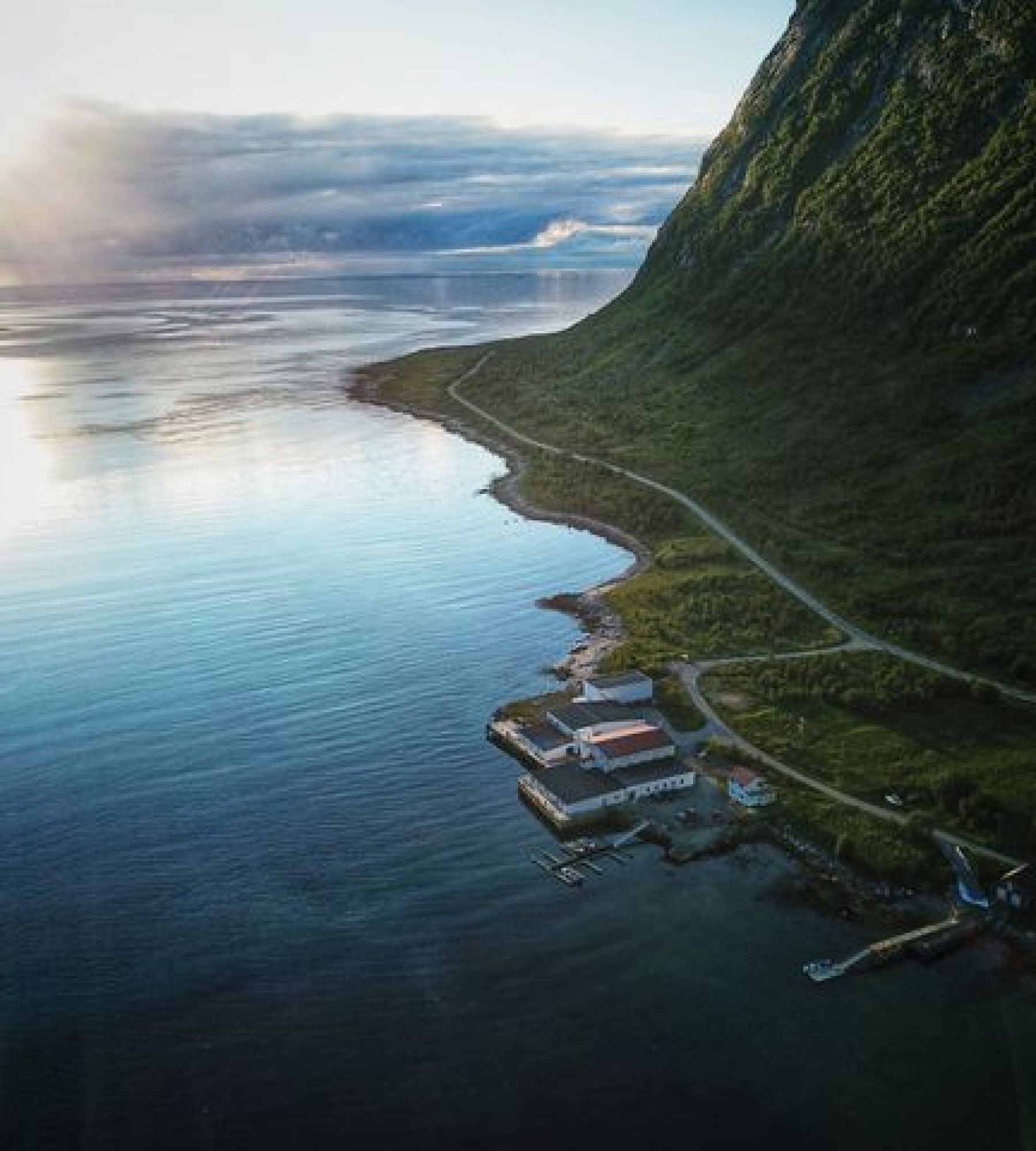 Camp Steinfjord — Camping Site in Skaland
