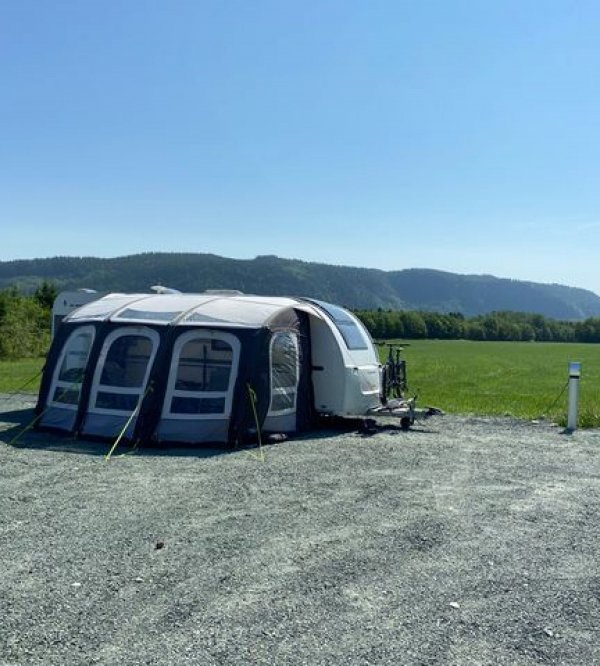 Nedre Løberg Bobilparkeirig