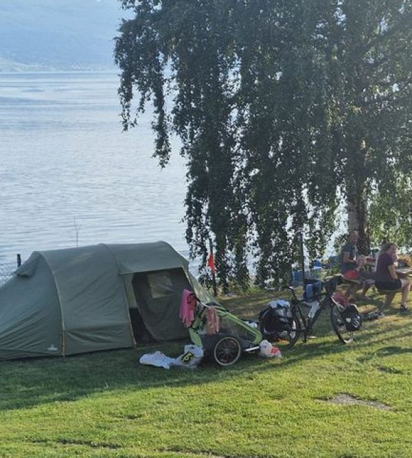 Innvik Fjordcamp — Photo 6