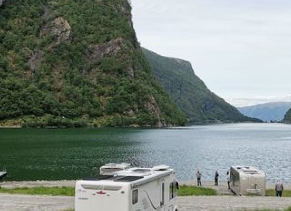 Fjord Fairytale — Campingplads in Bjordal