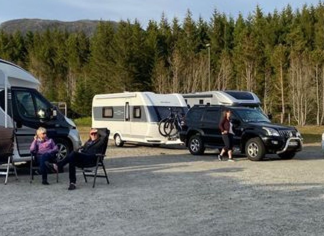 Værlandet Gjesteheim Bobilparkering — Campingplads in Værlandet