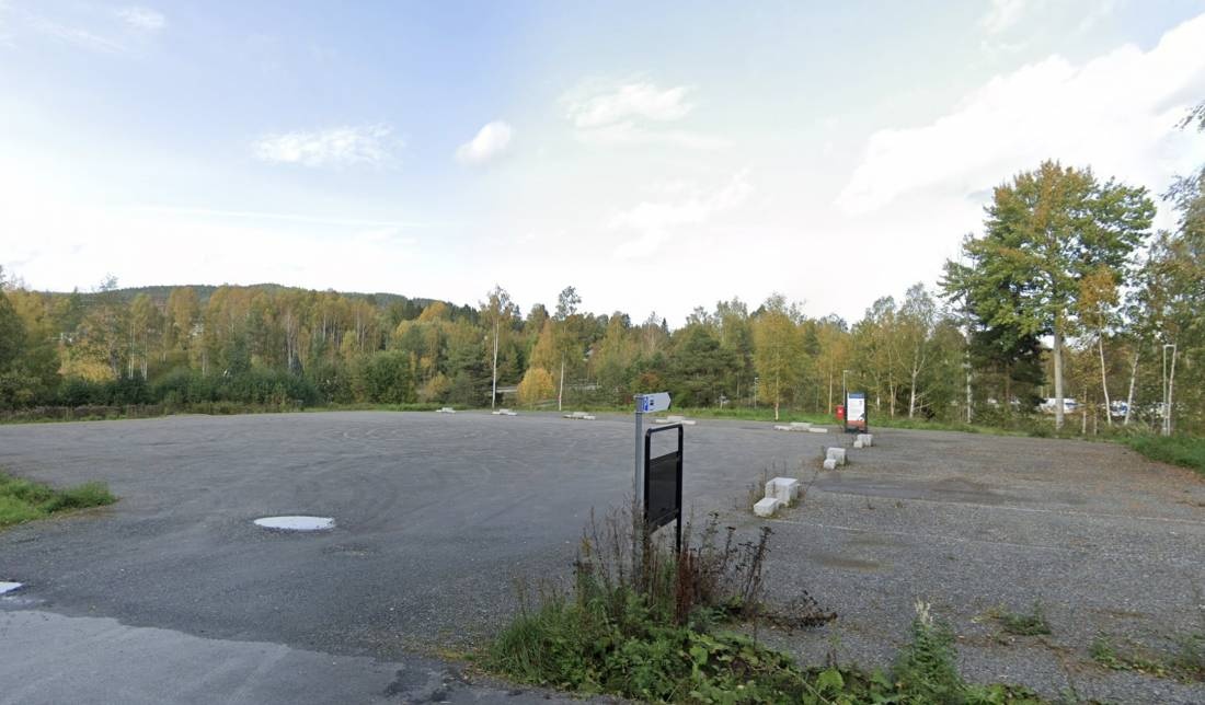 Jevnaker bobilparkering — Camperplads in Jevnaker