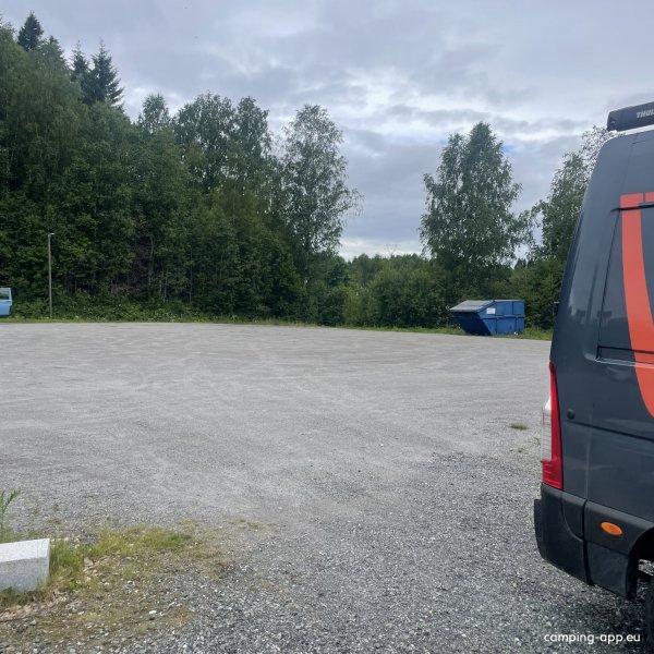 Jevnaker bobilparkering — Photo 4