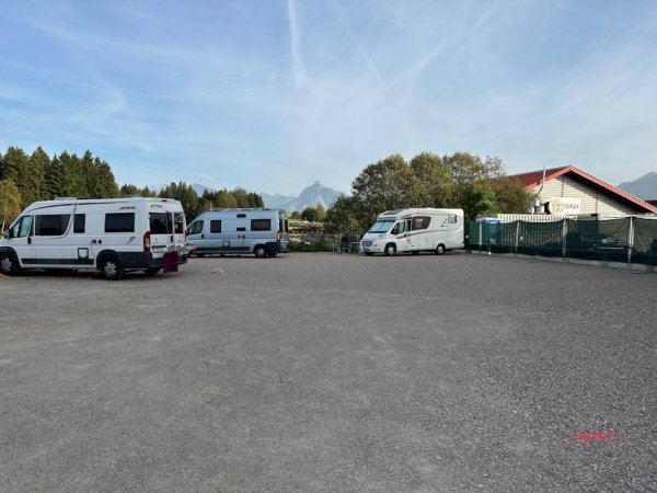 Wohnmobilstellplatz Am Schönebach — Photo 3