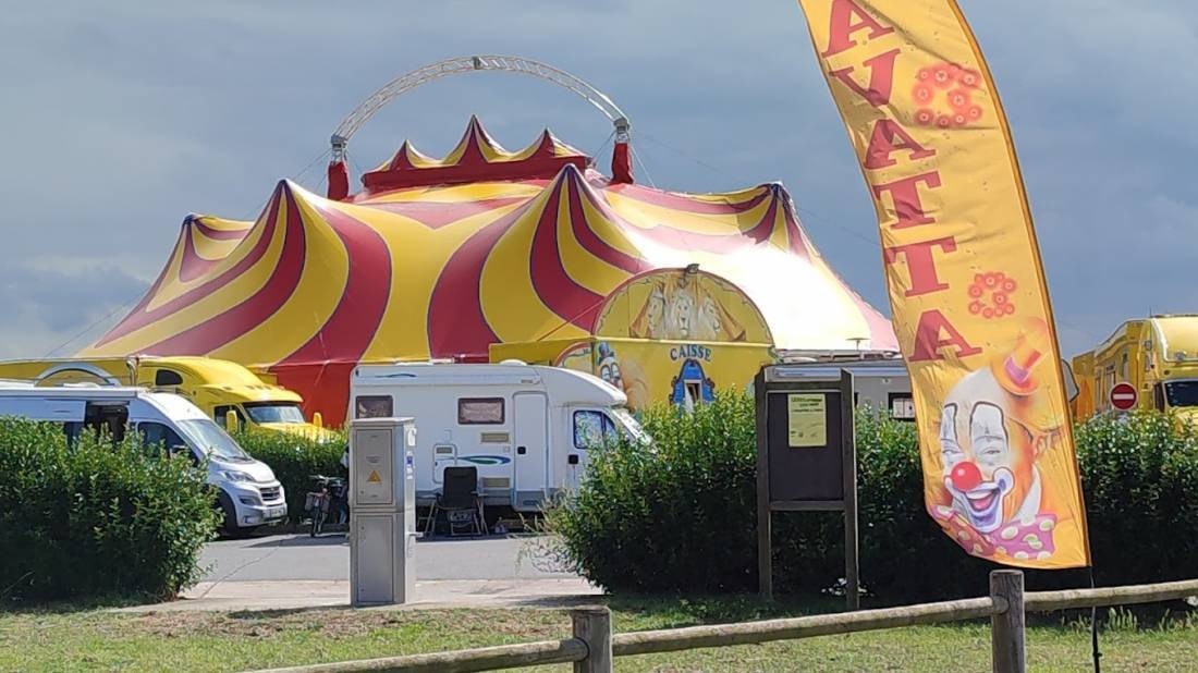 Stellplatz Dives-sur-Mer — Stellplatz in Dives-sur-Mer