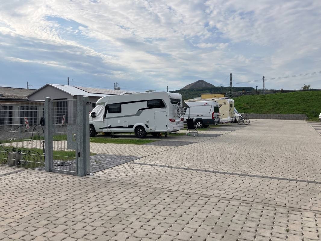 Wohnmobiloase — Area Autocaravanas in Sangerhausen