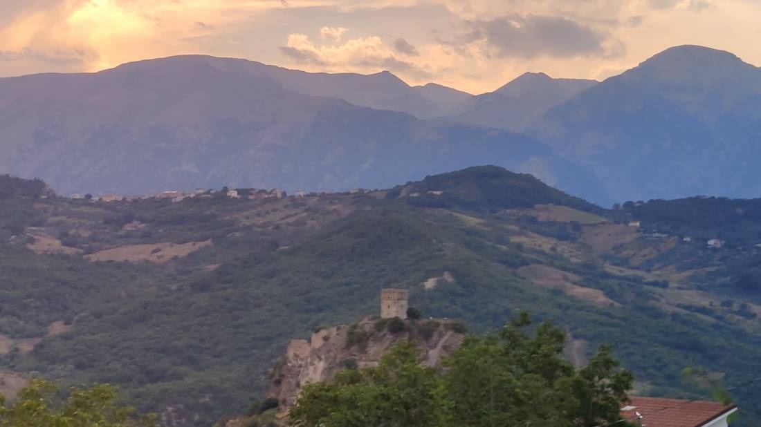 Roccascalegna — Sp. parking dla kamperów in Roccascalegna