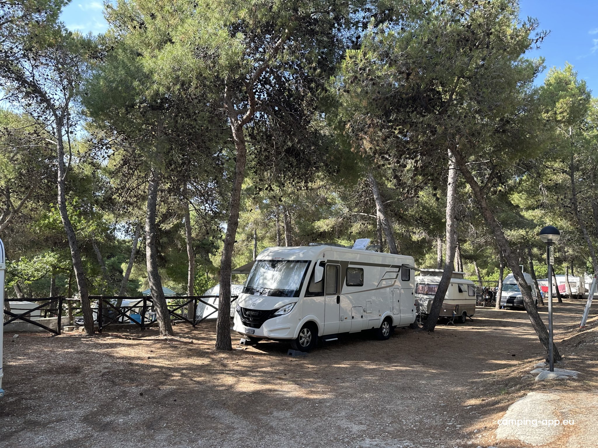 Camping Punta Lunga — Foto 2