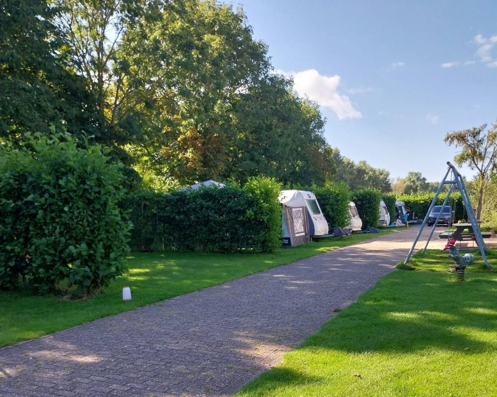 Minicamping Scheldehoeve — Campingplass in Hoofdplaat