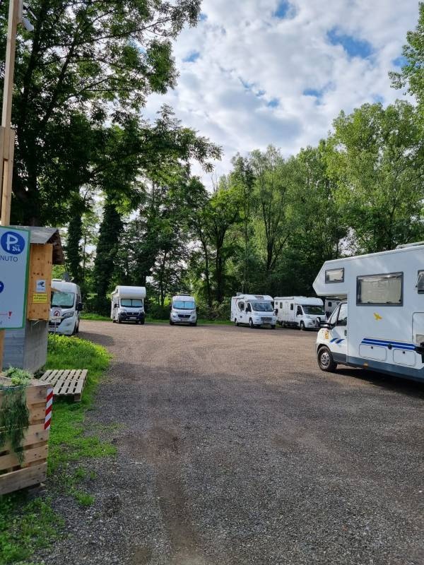 Rast-Stellplatz Pötschach — Aire camping car in Pörtschach am Wörthersee