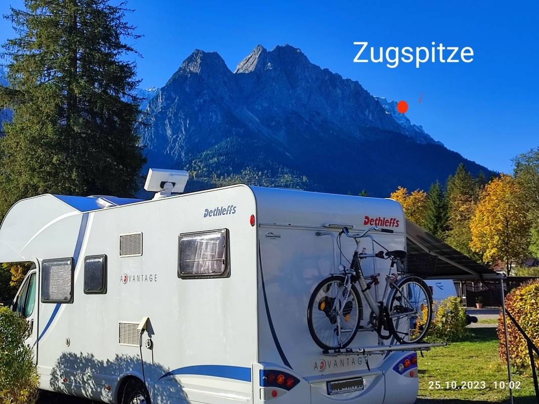 Camping Erlebnis Zugspitze 3* Loisachufer — Campingplatz in Grainau