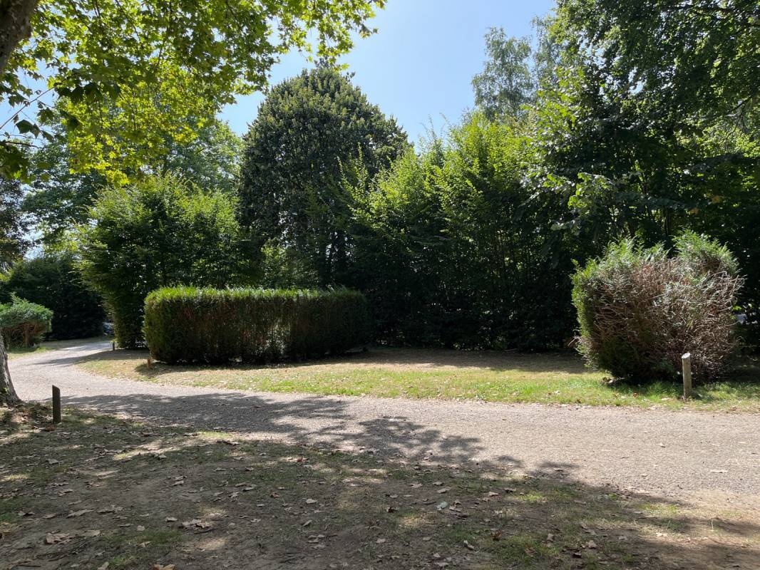 Camping  Huttopia Lac de la Siauve — Cámping in Lanobre