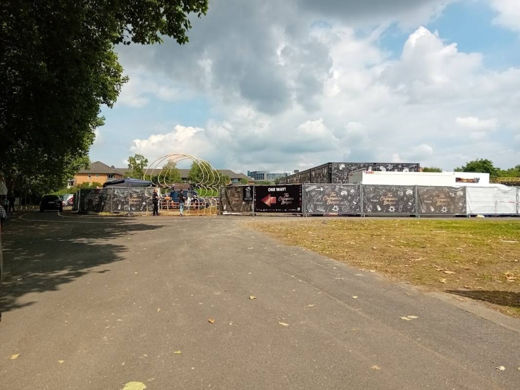 Schützenplatz Düsseldorf-Rath — Area di sosta in Düsseldorf