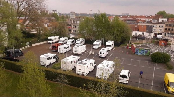 Camp in Brussels — Photo 2