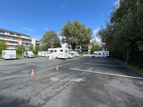 Camp in Brussels — Photo 4