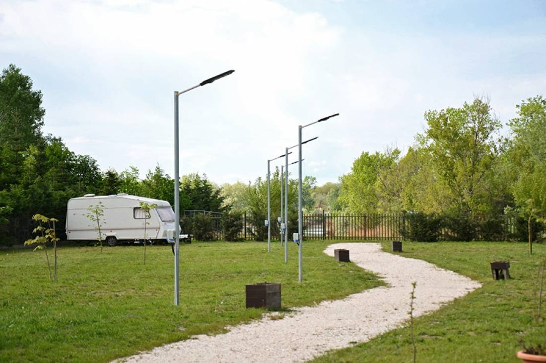 Naturist Oasis Camp FKK — Місце для кемпінгу in Délegyháza