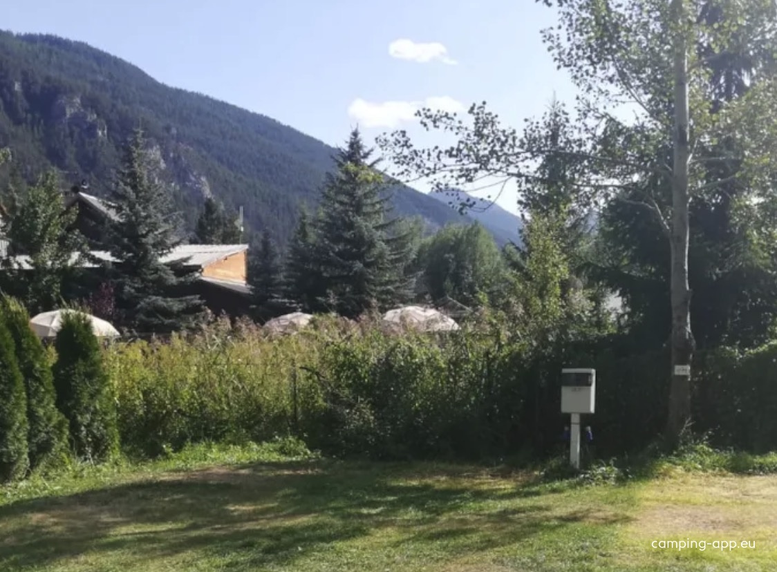 Flower Camping le Montana *** — Area da campeggio in Val-des-Prés