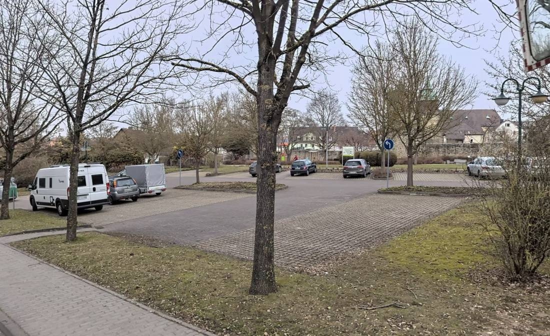 Übernachtungsparkplatz Steinweg Immenhausen — Public Parking in Immenhausen
