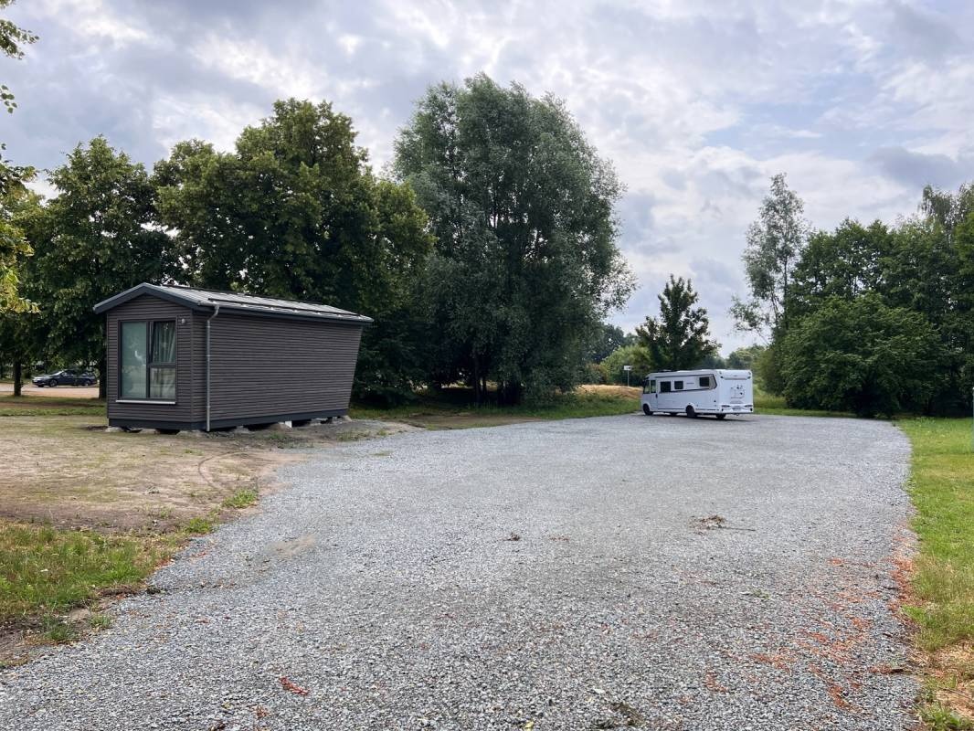Wohnmobilstellplatz am Hamme Forum — Campervan Site in Ritterhude