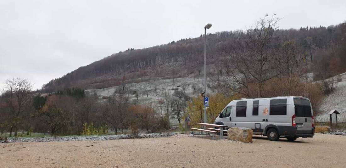 Stellplatz am Schützenhaus — Area di sosta in Eningen unter Achalm