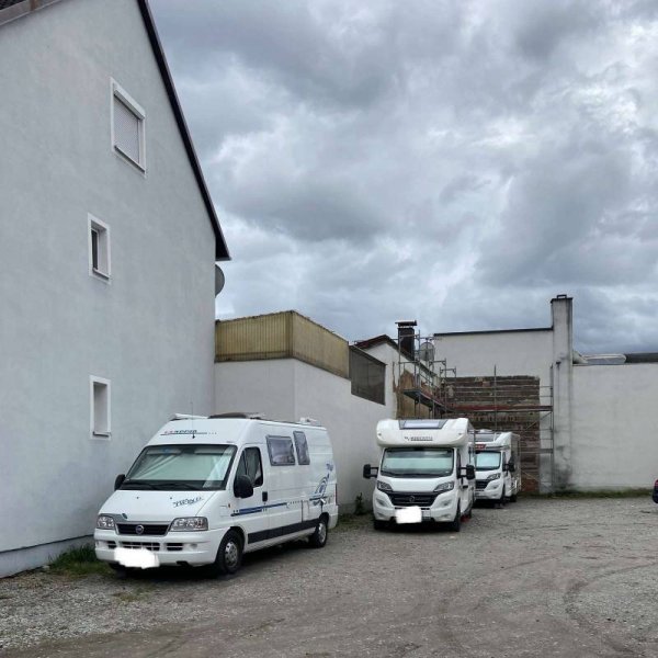 Regensburg, Holzgartenstraße 18 — Photo 3