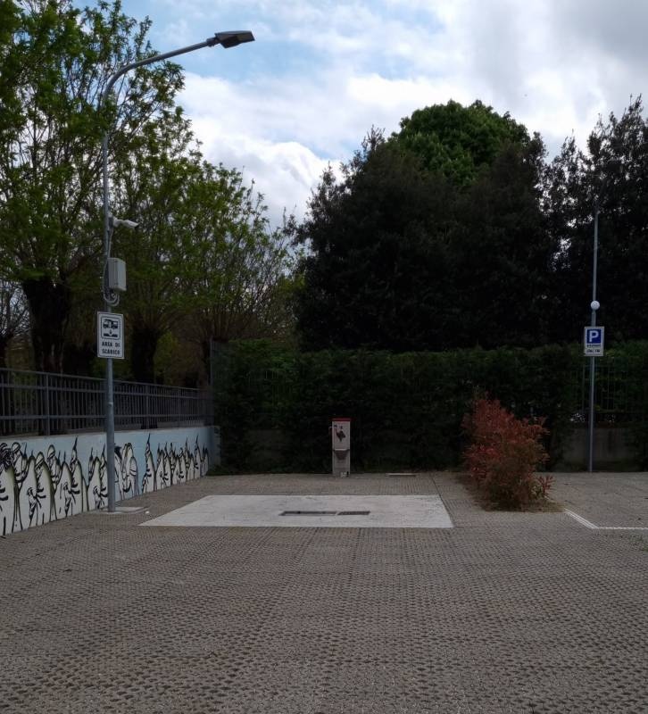 Area Caduti e Reduci — Camperplaats in San Salvatore Monferrato