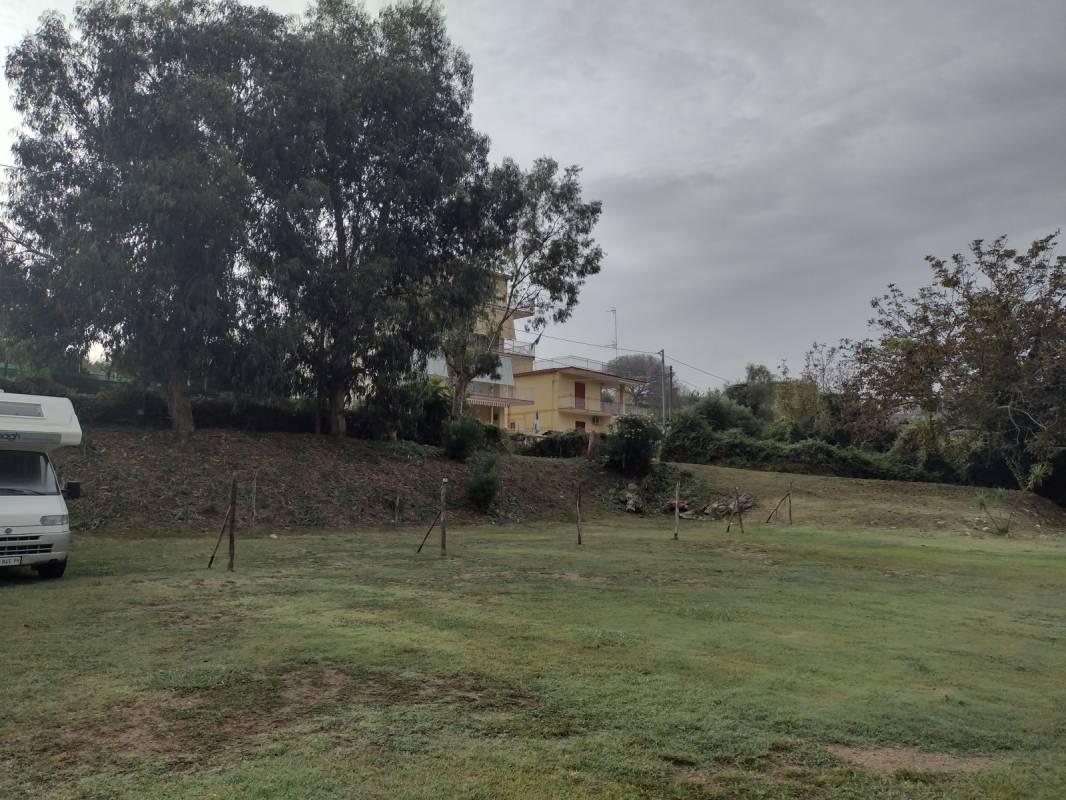 Via Fondi di Baia — Stellplatz in Bacoli