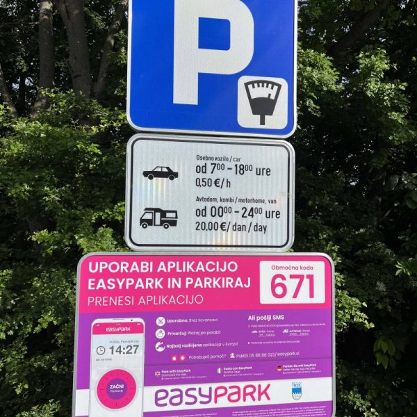 Parkplatz in Cesta Ste Marie aux Mines — Photo 2