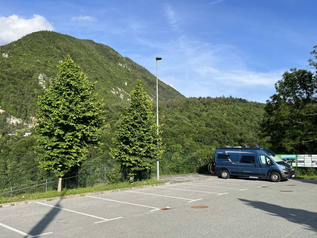 Parkplatz in Cesta Ste Marie aux Mines — Bobilplass in Tržič