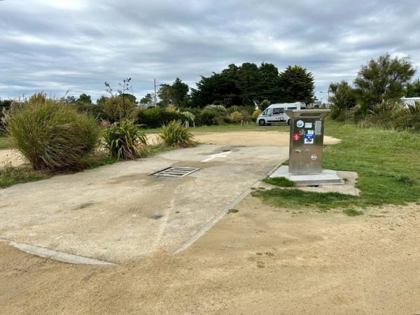 AirePark Aire De Camping Car — Photo 2