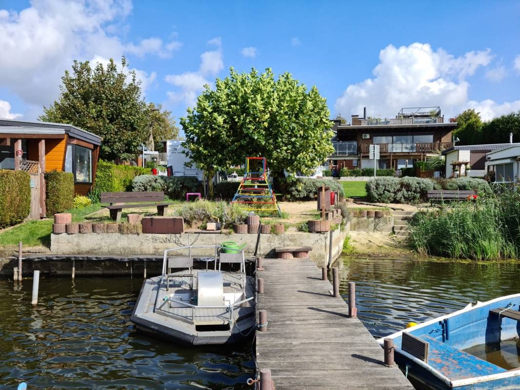 Strandhaus — Cámping in Rees