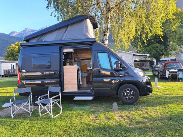 Camping de la  piscine — Photo 3