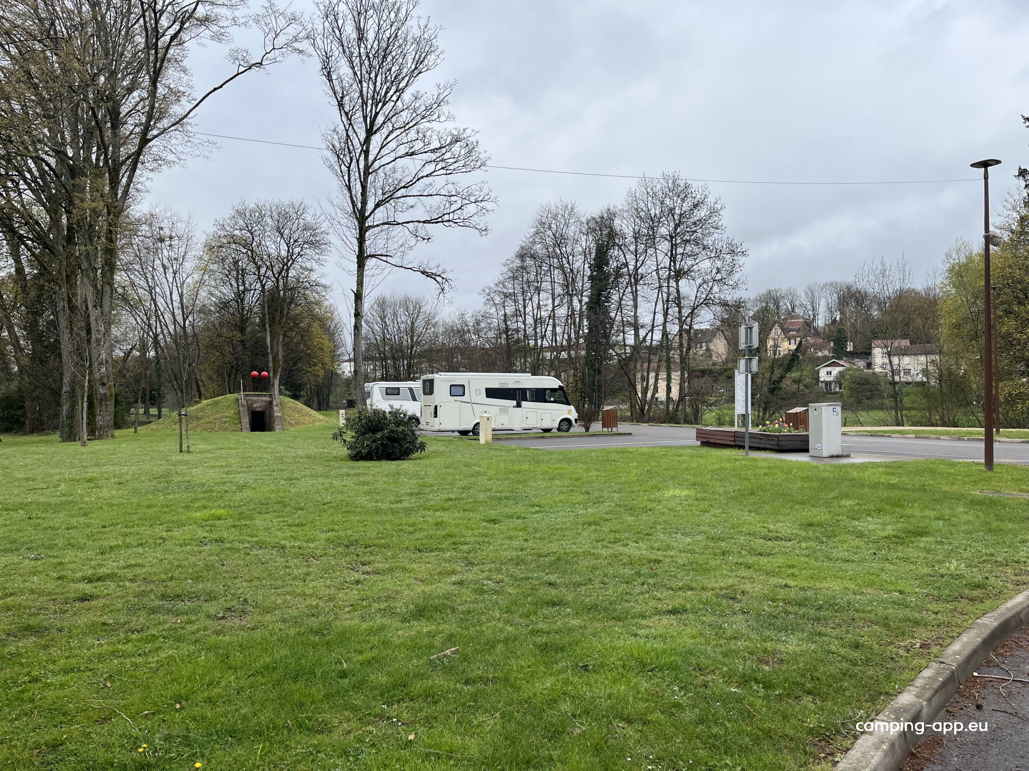 Stellplatz Fougerolles-Saint-Valbert — Aire camping car in Fougerolles-Saint-Valbert