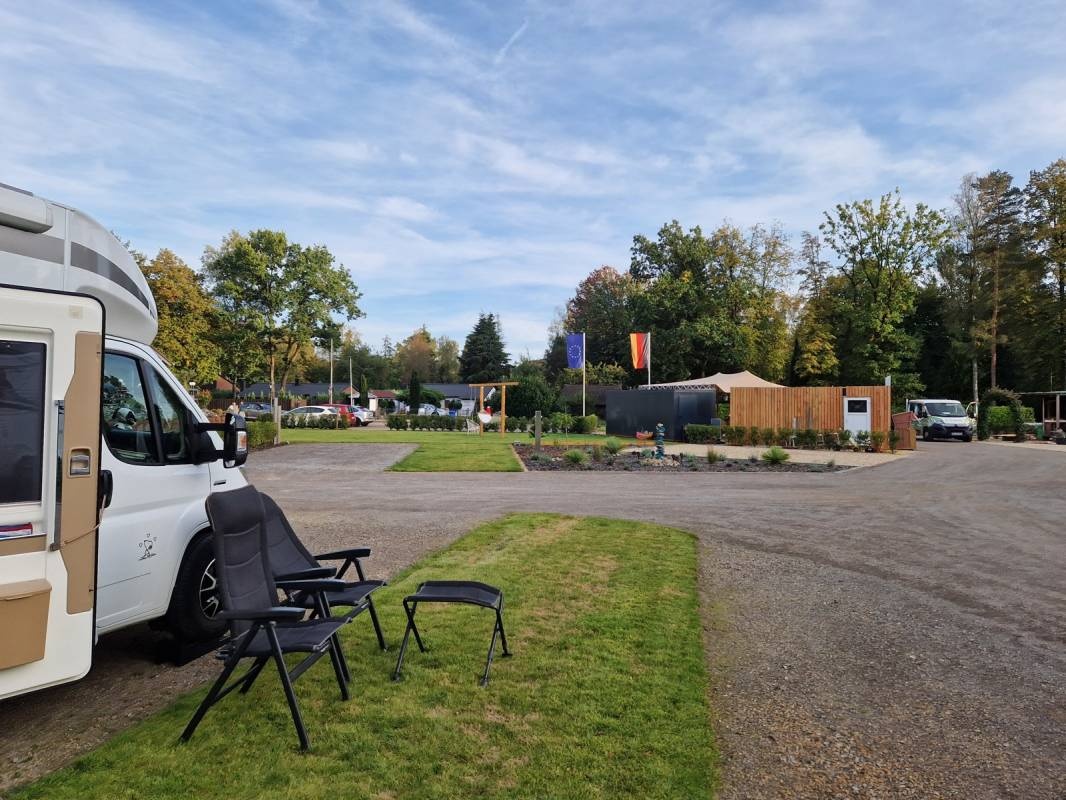 Ausgebüxt — Karavan Sitesi in Niederkrüchten