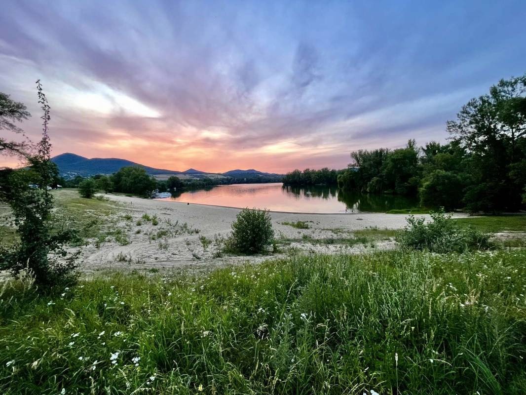 Marina Píšťany — Camping in Píšťany-Žalhostice