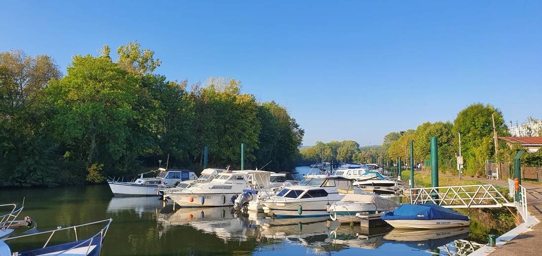 Stellplatz Scy-Chazelles — Campervan Site in Scy-Chazelles