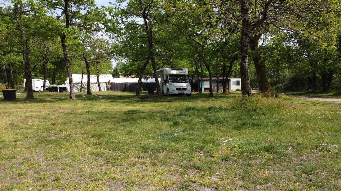 Stellplatz Cestas — Campervan Site in Cestas