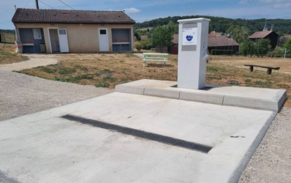 Camping de mon Village Auberive — Stellplatz in 