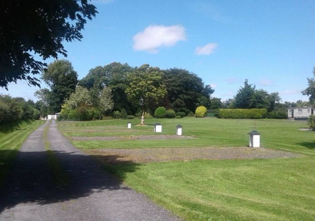 Willowbrook Glamping and Hideawaysx — Sítio de acampamento in Ballaghaderreen Co. Roscommon