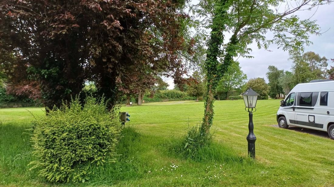 Ballinacourty House Caravan And Camping Park — Campingplass in Glen of Aherlow , co. Tipperary