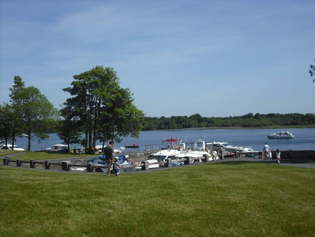 Lough Key Caravan And Camping Park — Sítio de acampamento in Boyle Co. Roscommon