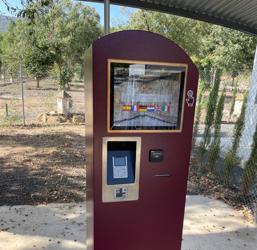 Área autocaravanas Fuencaliente — Stellplatz in Fuencaliente