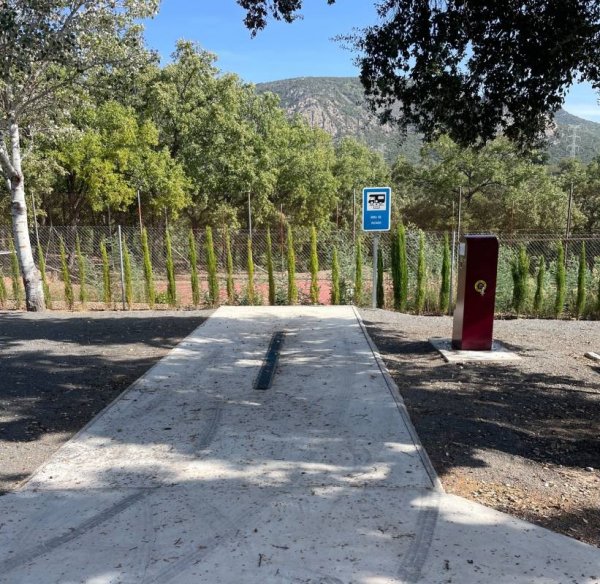 Área autocaravanas Fuencaliente — Photo 5