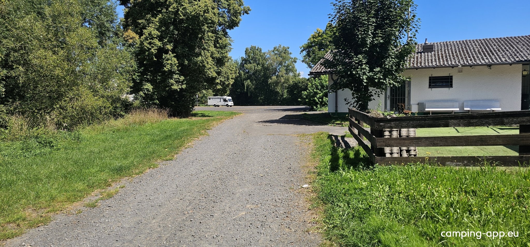 Stellplatz Ober-Schmitten — Sítio para autocaravanas in Nidda