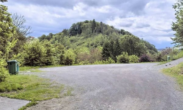 Pod sevniškim gradom — Photo 2