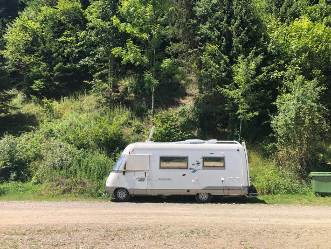 ŠRC Pustotnik — Aire camping car in 