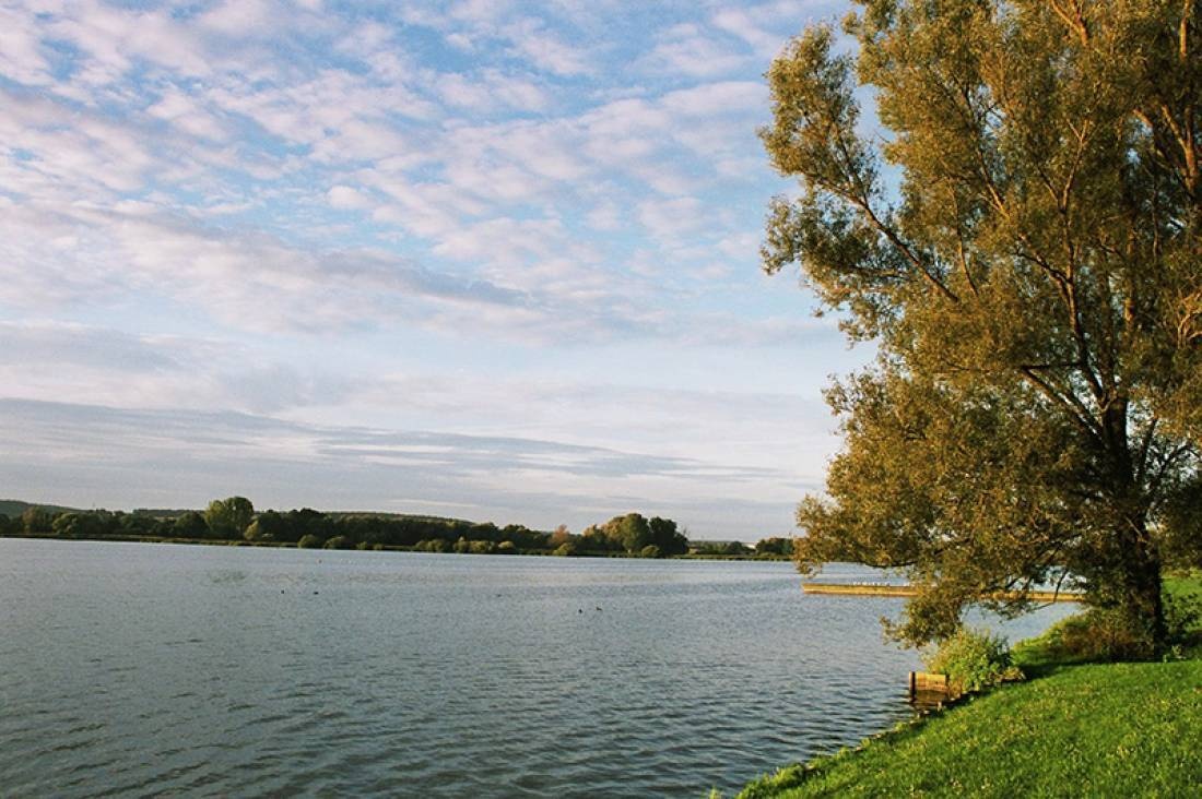 Vilstalsee Camping — Sítio de acampamento in Marklkofen