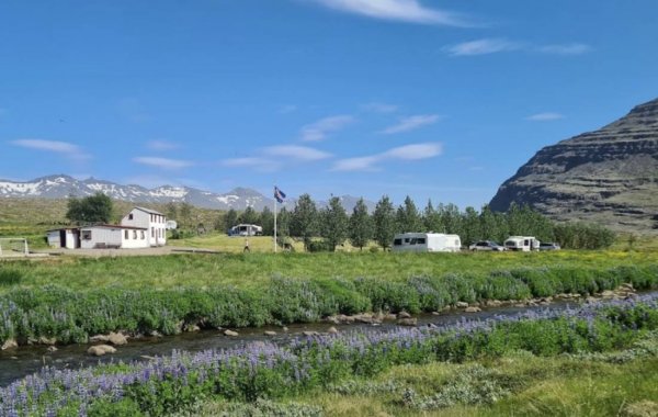 Fossárdalur Campsite — Foto 3
