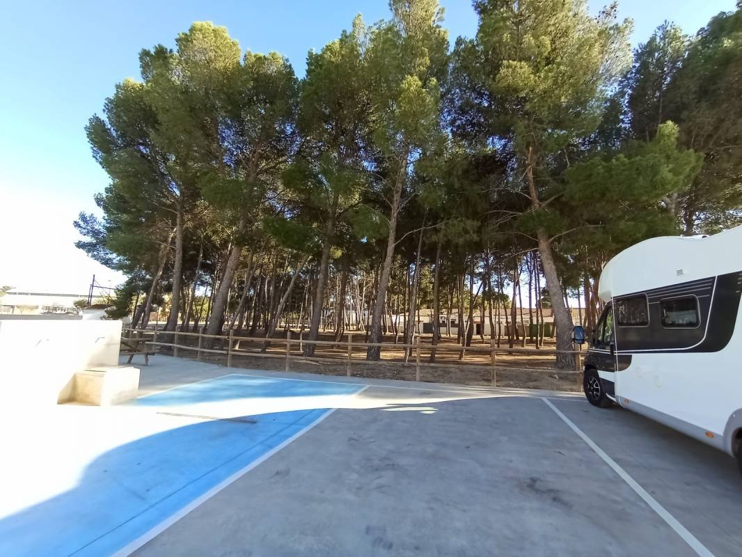 Escatron — Sp. parking dla kamperów in Escatrón